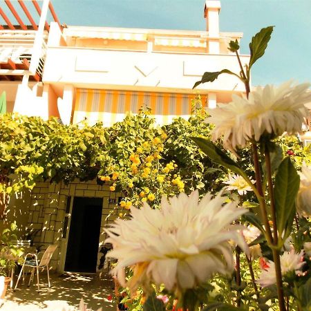 Guesthouse Jenny (Adults Only) Novalja Ngoại thất bức ảnh