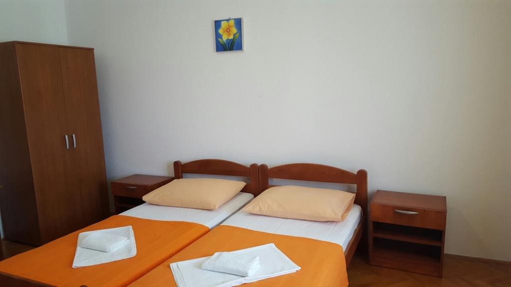 Guesthouse Jenny (Adults Only) Novalja Ngoại thất bức ảnh