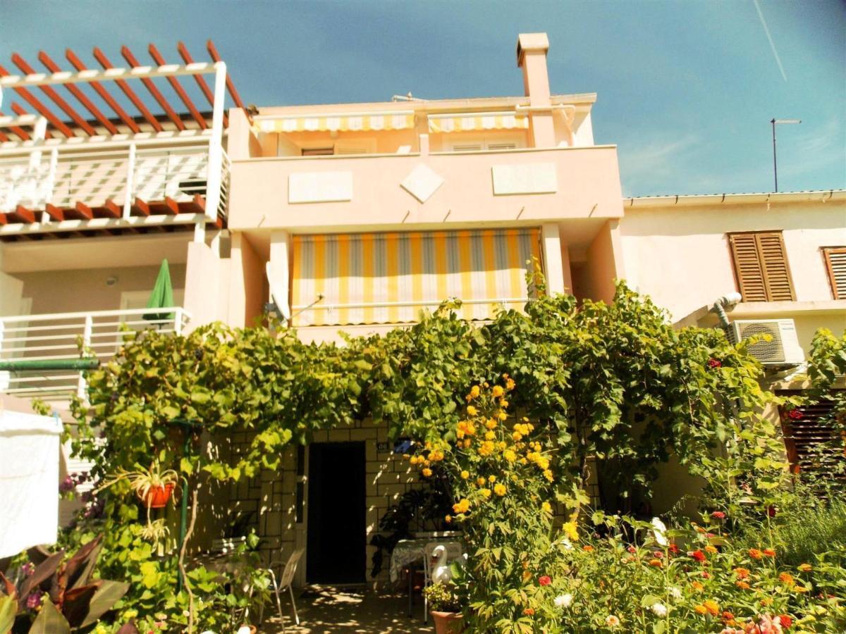 Guesthouse Jenny (Adults Only) Novalja Ngoại thất bức ảnh